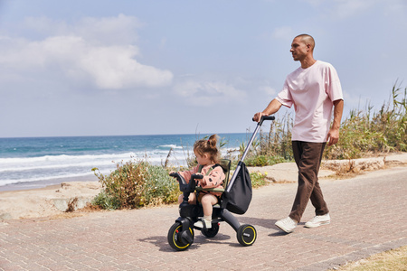 Doona - Składany Rowerek Trójkołowy Liki S3 - Desert Green