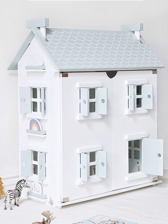 Drewniany Domek dla lalek z zestawem mebli