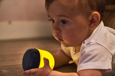 Yumi Yay - lampka nocna, Otti & Finn