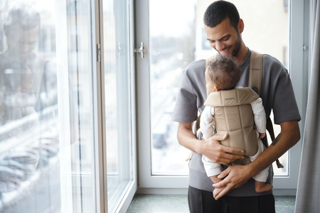 BABYBJORN MINI Woven – nosidełko, beżowe