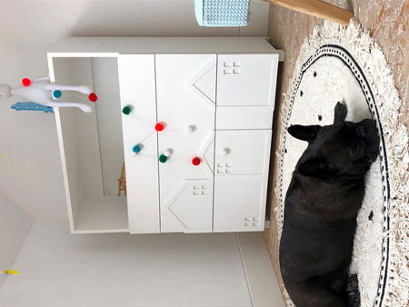 Mała komoda do pokoju dziecięcego z szufladami, biała komoda dla dzieci