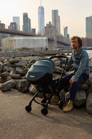 Doona - Mobilny fotelik samochodowy Doona X - Dusty Sage