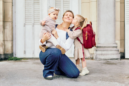 Childhome Plecak dziecięcy Mini Club Signature Urban Burgundy