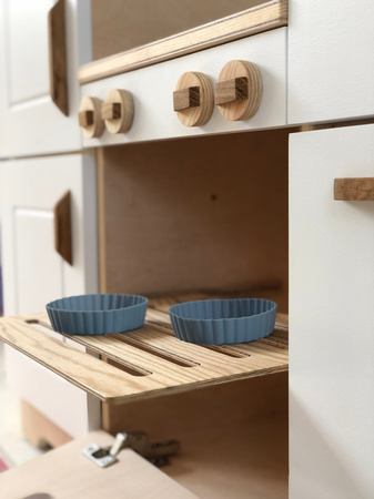 Drewniana mini kuchnia dla dzieci z lodówką, piekarnikiem i zmywarką handmade