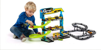 Molto parking 3 piętrowy z torem