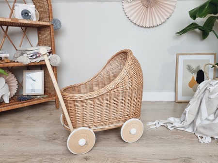 Wiklinowy wózek dla lalek pchacz naturalny- drewno