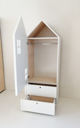 szafa garderoba mała z szufladami i drzwiami z okienkami