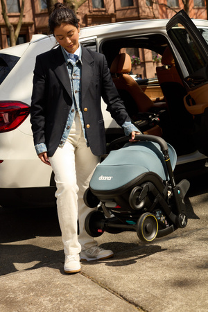 Doona - Mobilny fotelik samochodowy Doona X - Dusty Sage