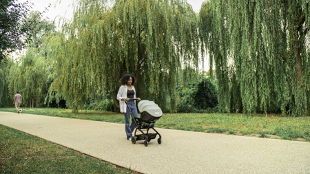 Doona - Mobilny fotelik samochodowy Doona X - Dusty Sage