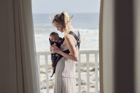 BABYBJORN MINI 3D Mesh – nosidełko, Czarny