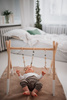 Stojak edukacyjny Baby Gym, drewniana siłownia, biały