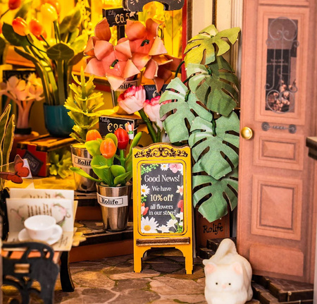 Robotime Składany Kwiaciarnia Book Nook