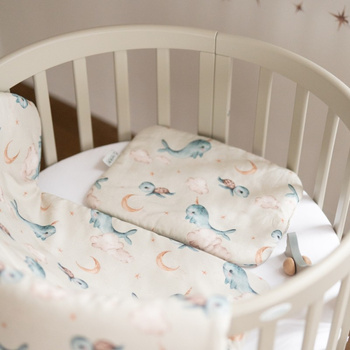 Bambusowa poduszka niemowlęca 30x40 Wieloryby