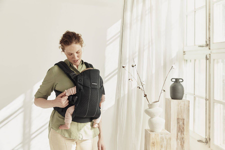 BABYBJORN - nosidełko Harmony 3D Mesh, Czarny