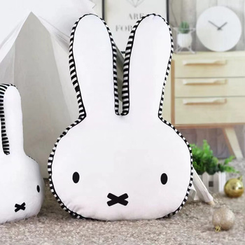 Poduszka Królik do pokoju dziecięcego, rozmiar L