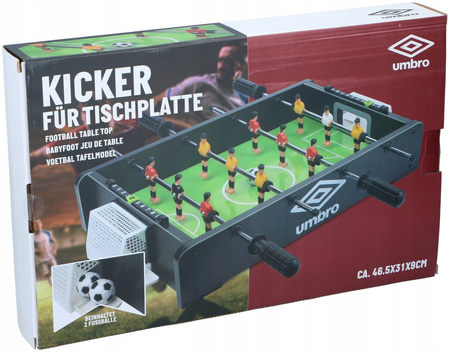 Umbro gra piłkarzyki stołowe