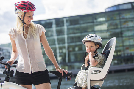 Hamax - Fotelik rowerowy Caress montowany na ramie - White/black