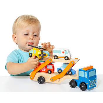 Molto laweta z samochodami ratunkowymi