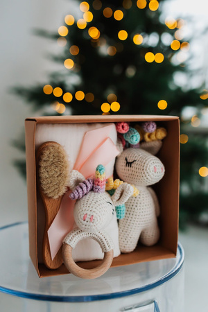 Zestaw prezentowy dla noworodka Jednorożec - Wyprawka - Baby Box - Baby Shower