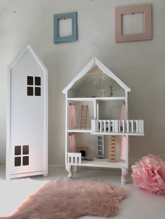Drewniany duży domek dla lalek z poddaszem i balkonem, domek do zabawy Charlott