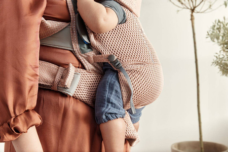 BABYBJORN MOVE 3D Mesh - nosidełko, Zgaszony Róż