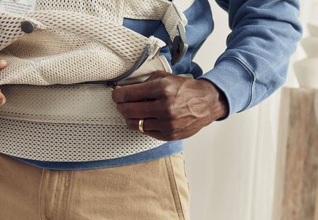 BABYBJORN - nosidełko Harmony 3D Mesh, Kremowy