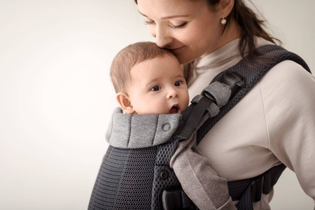 BABYBJORN - nosidełko Harmony 3D Mesh, Antracyt