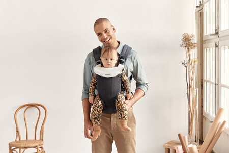 BABYBJORN - śliniaczek do nosidełka Harmony, biały