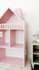 Regał z okienkami i balustradą Florance pastelowy róż
