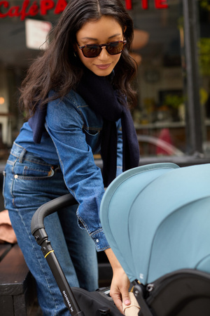 Doona - Mobilny fotelik samochodowy Doona X - Dusty Sage