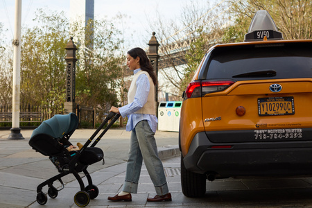 Doona - Mobilny fotelik samochodowy Doona X - Dusty Sage