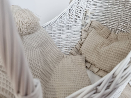 Wiklinowy wózek dla lalek wysoki biały z pościelką - drewno